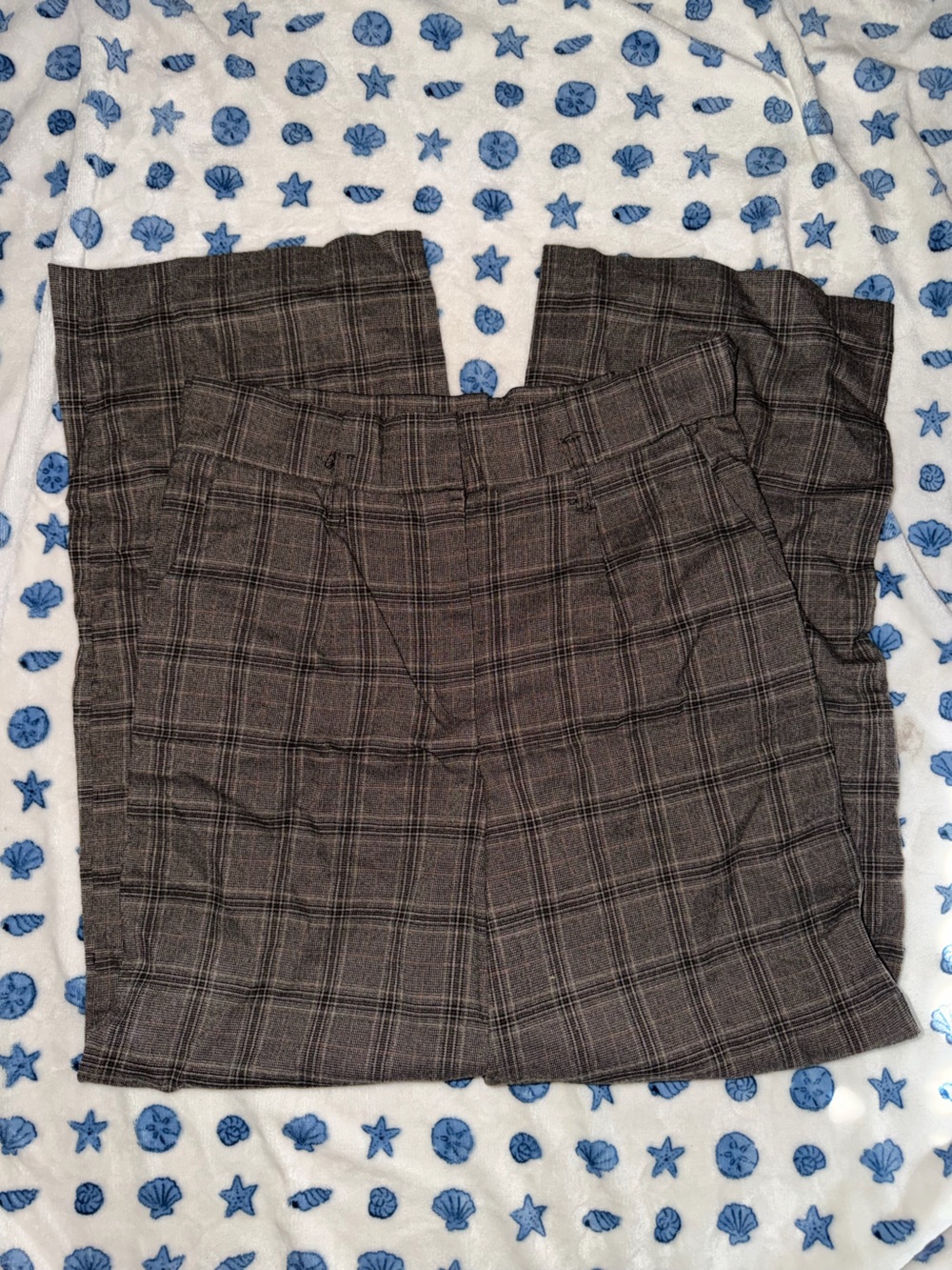 Forever 21 Plaid Pants in Black and Gray